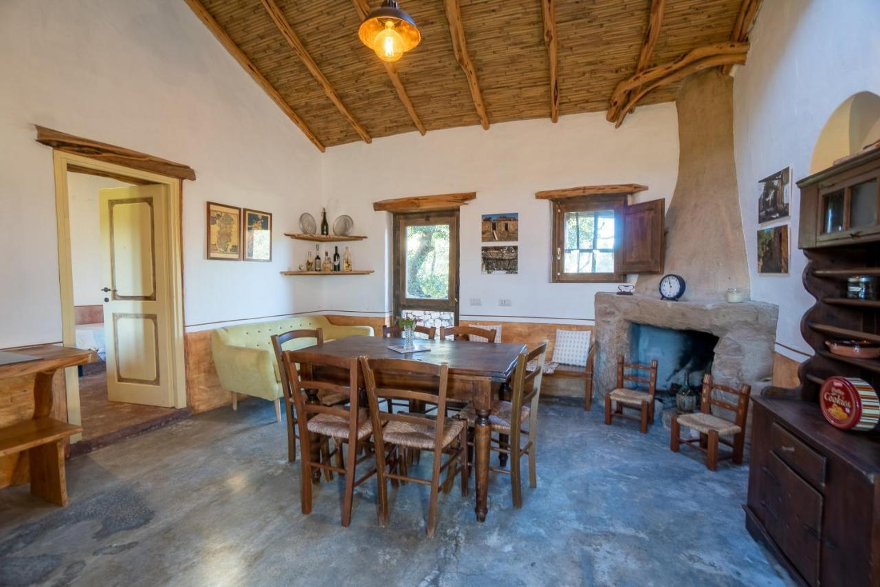 Le Case Di Mara - Appartamenti Tipici "Stazzo Giovannareddu" Porto San Paolo  Exterior photo